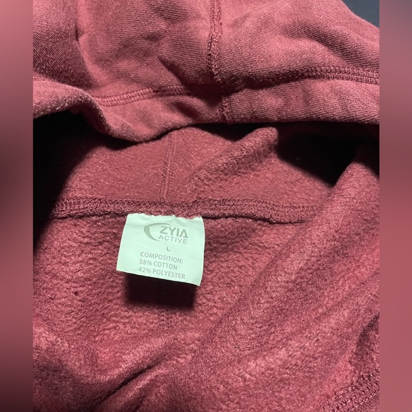 Zyia Oh So Soft Tibetan Red size Large Hoodie - Picture 5 of 5
